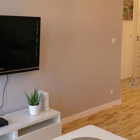 1 Bedroom Francuska Park Apartment Katowice Bagian luar foto